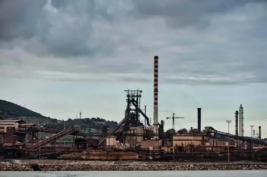MIDC vs Non-MIDC Land: What’s the Best Choice for Your Industrial Project? 2 MIDC vs Non-MIDC Land: What’s the Best Choice for Your Industrial Project? | Fortune Group